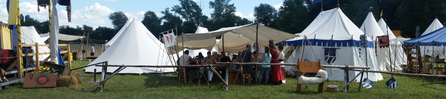 (zufälliges Kopfbild) Das Lager der Freien Bogenschützen zu Lutra auf dem Klosterfest 2017 in Pfaffen-Schwabenheim im Landkreis Bad Kreuznach in Rheinland-Pfalz
